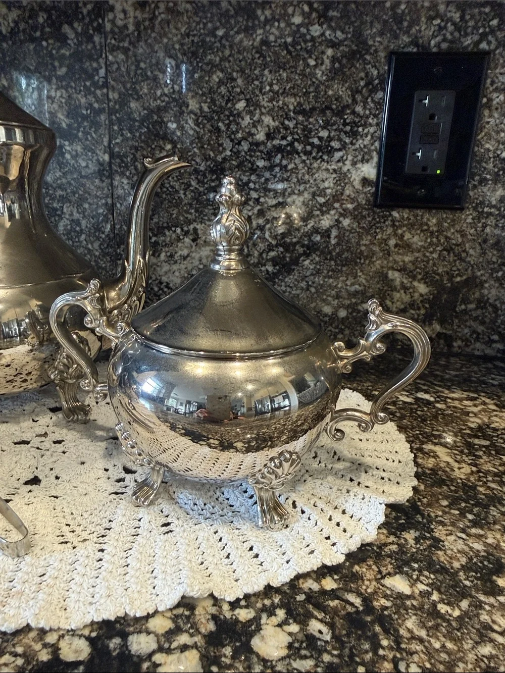 Silver plated, unmarked set: teapot, creamer, sugar bowl - Very Nice!